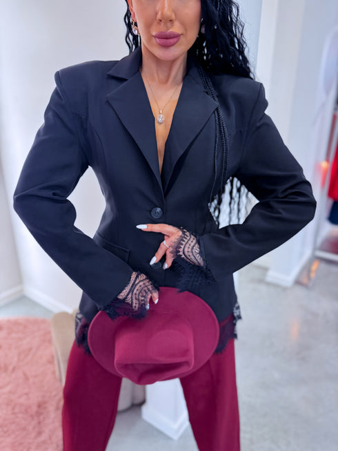 Žakete ar mežģīni "Lovelle 25213" - MELNA PRE-ORDER