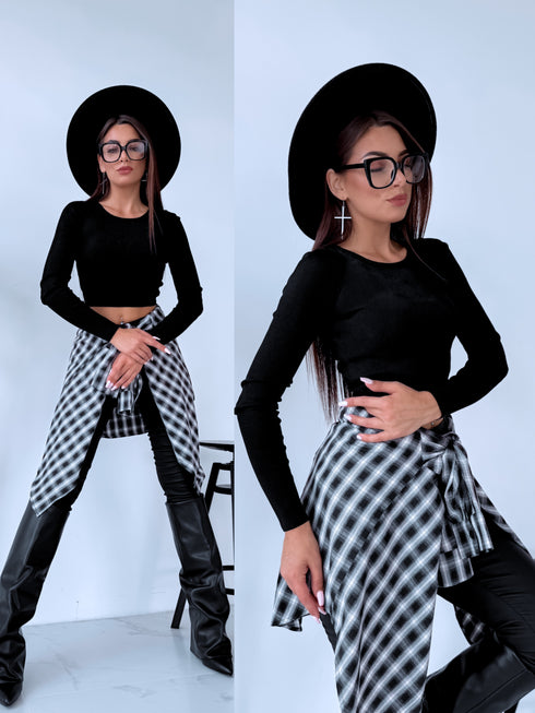 Knitted top "UNLIKELY ZS33" - BLACK