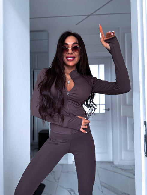 Elastīga jaka "PILATES" - CHOCO