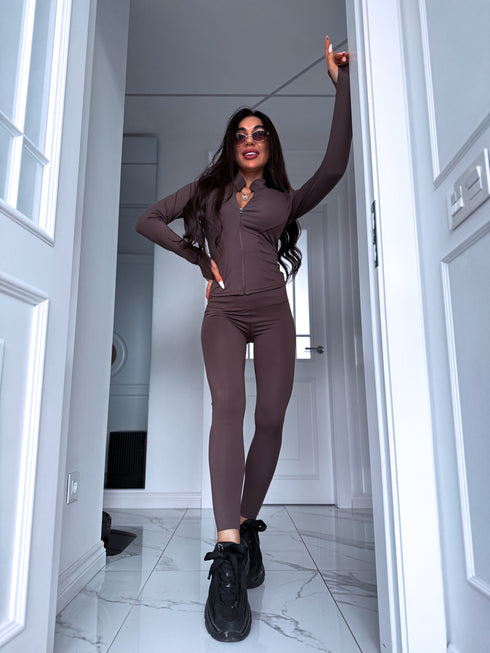 Elastīga jaka "PILATES" - CHOCO