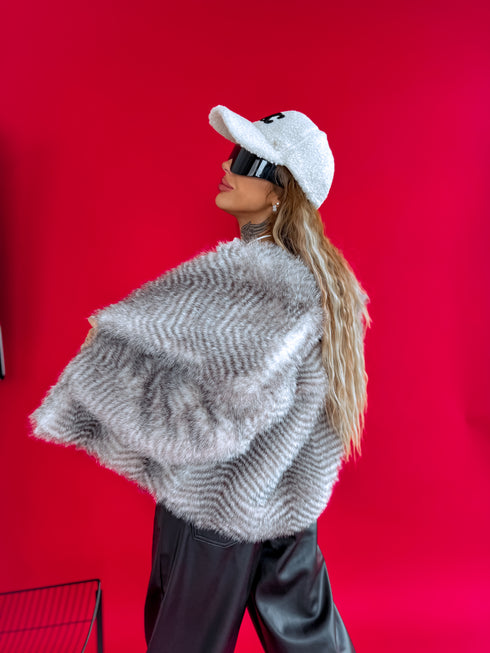 "CITY ASH BY303" mākslīgās kažokādas virsjaka - pelēkbrūna