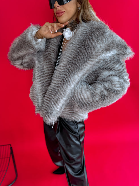 "CITY ASH BY303" mākslīgās kažokādas virsjaka - pelēkbrūna