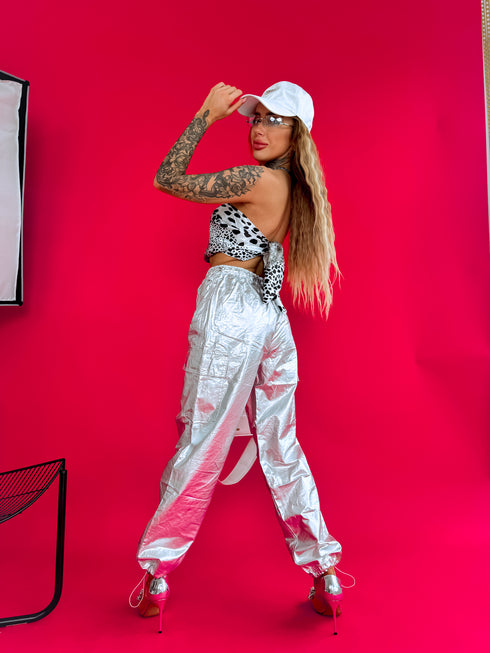 Брюки серебристого тона "ILUMINOS" K679