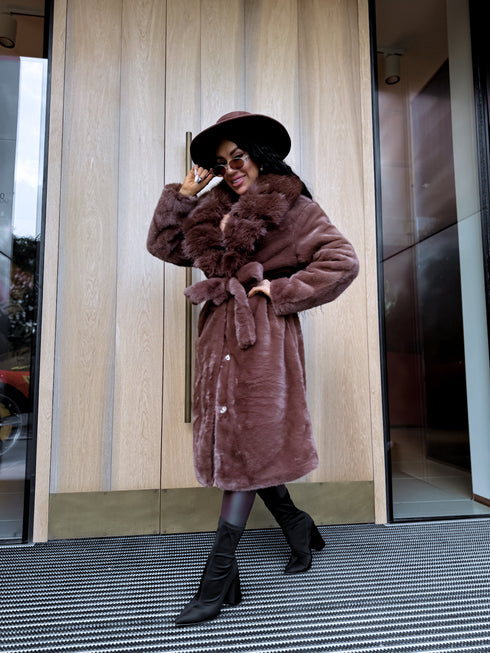 PŪKAINS mētelis "LUX MONT BLANC FL2270" - CHOCO