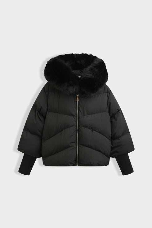 Jacket "IMPORTANT" FC7629 - BLACK PRE-ORDER