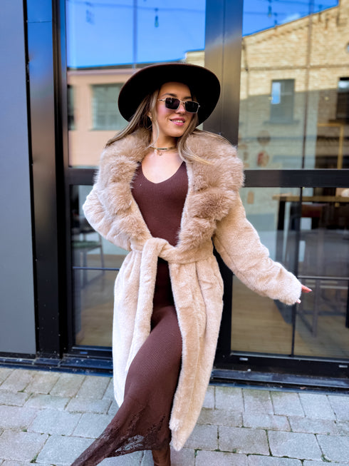 PŪKAINS mētelis "LUX MONT BLANC FL2270" - KAPUČĪNO