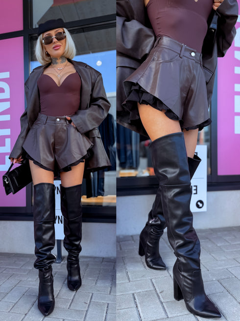 Dirbtinės odos saulės šortai "SUN DESIRE" 2097 - CHOCO