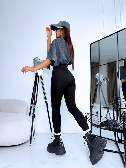 "TOTAL EFFECT LM88305" termo legingi - MELNI