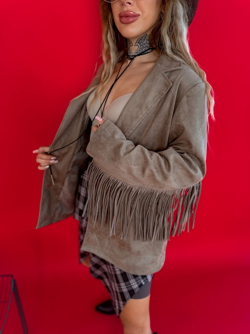 Замшевая куртка "CAMEL FL93" - карамельная