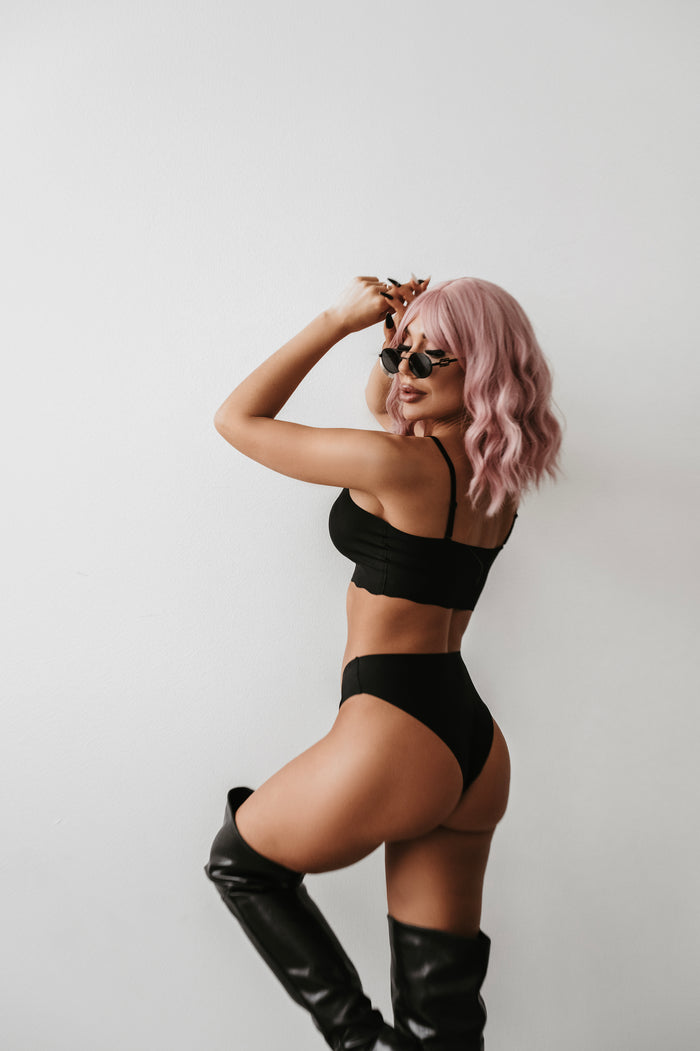 ELYNDI seamless lingerie set - BLACK