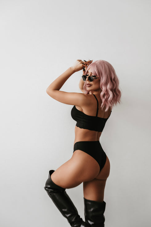 ELYNDI seamless lingerie set - BLACK