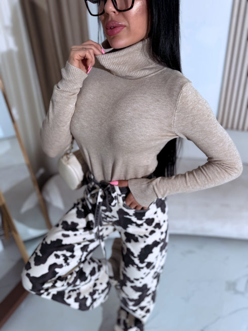 Classic turtleneck - DARK BEIGE