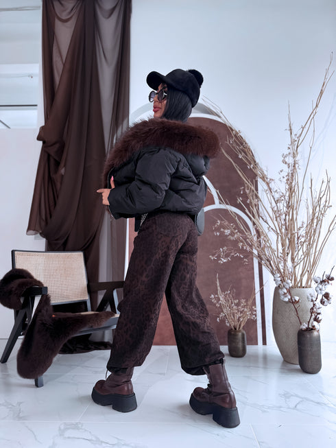 Pufīga, īsā virsjaka "OLYMP FC7631" - MELNA