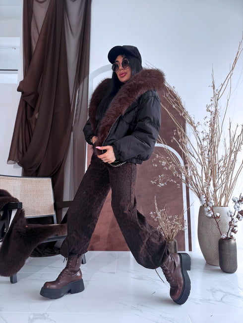 Pufīga, īsā virsjaka "OLYMP FC7631" - MELNA