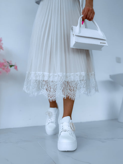 White sneakers with beige insert "FUZZY"