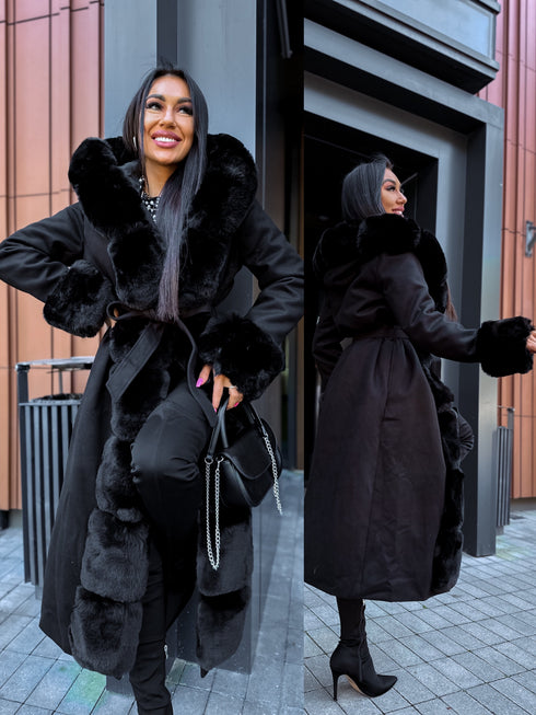 Coat with sewn-in fluff squares - black PRE-ORDER