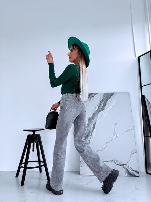 Sweater with V-neck "ALIVE W2001" - EMERALD GREEN