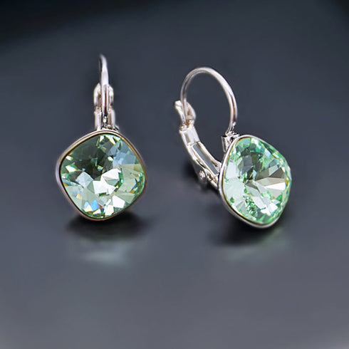 Auskari "Apžilbinošs Spīdums IV (Chrysolite)" ar Swarovski™ kristāliem