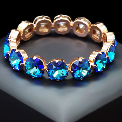 Bracelet "Dazzling Glow (Bermuda Blue)" with Swarovski™ crystals