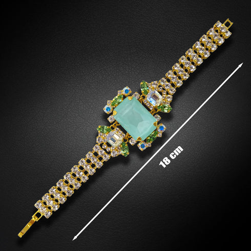 Aproce "Aurora (Soft Mint Ignite / Moonlight / Reinvented Peridot / Aurora Boreale)" ar Swarovski™ kristāliem