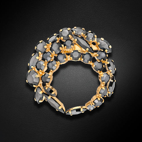 Broša "Kristālzars (Jet Hematite)" ar Swarovski™ kristāliem