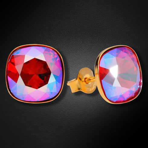 Sudraba auskari "Apžilbinošs Mirdzums (Light Siam Shimmer)" ar Swarovski™ kristāliem