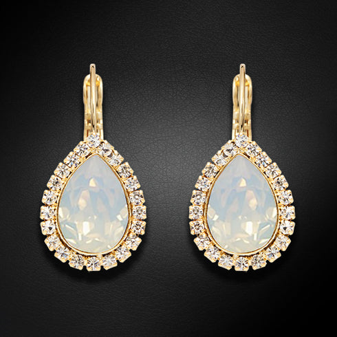 Komplekts "Debesu Piliens (White Opal)" ar Swarovski™ kristāliem