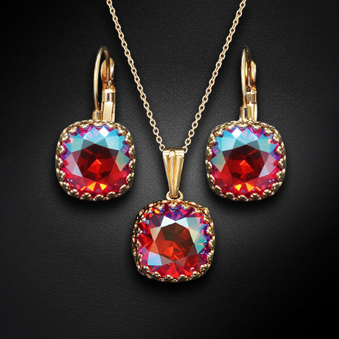 Komplekts "Vintāžš V (Light Siam Shimmer)" ar Swarovski™ kristāliem