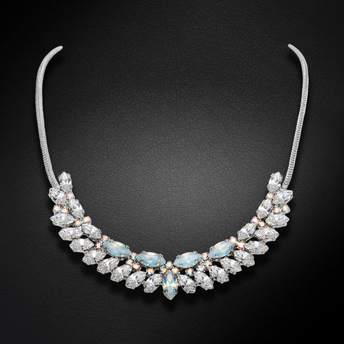 Kāzu kaklarota "Pavasara Elpa" ar Swarovski™ kristāliem