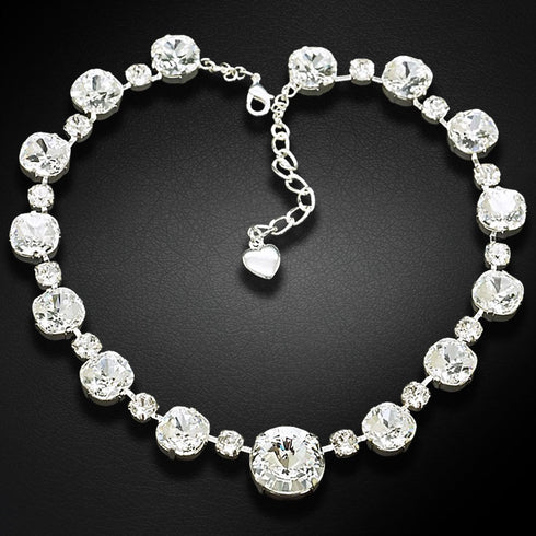 Necklace "Vorteks" with Swarovski™ crystals