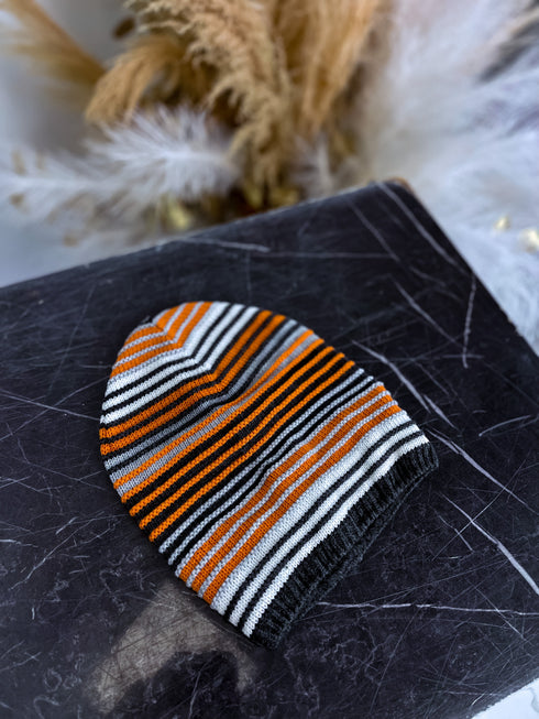 STERNTALER svītrota cepure - pelēka ar oranžu (12-18 mēneši)