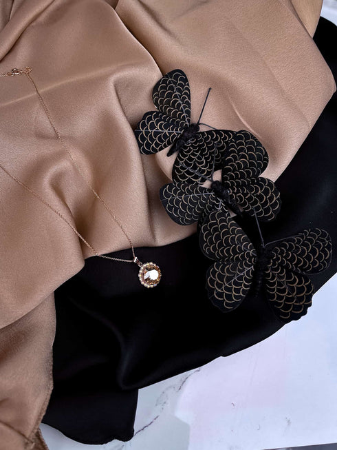 Kaklarota "Mirdzošā laime"