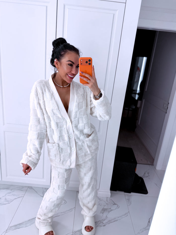 Home Suit "CUBE" - CREAM WHITE 