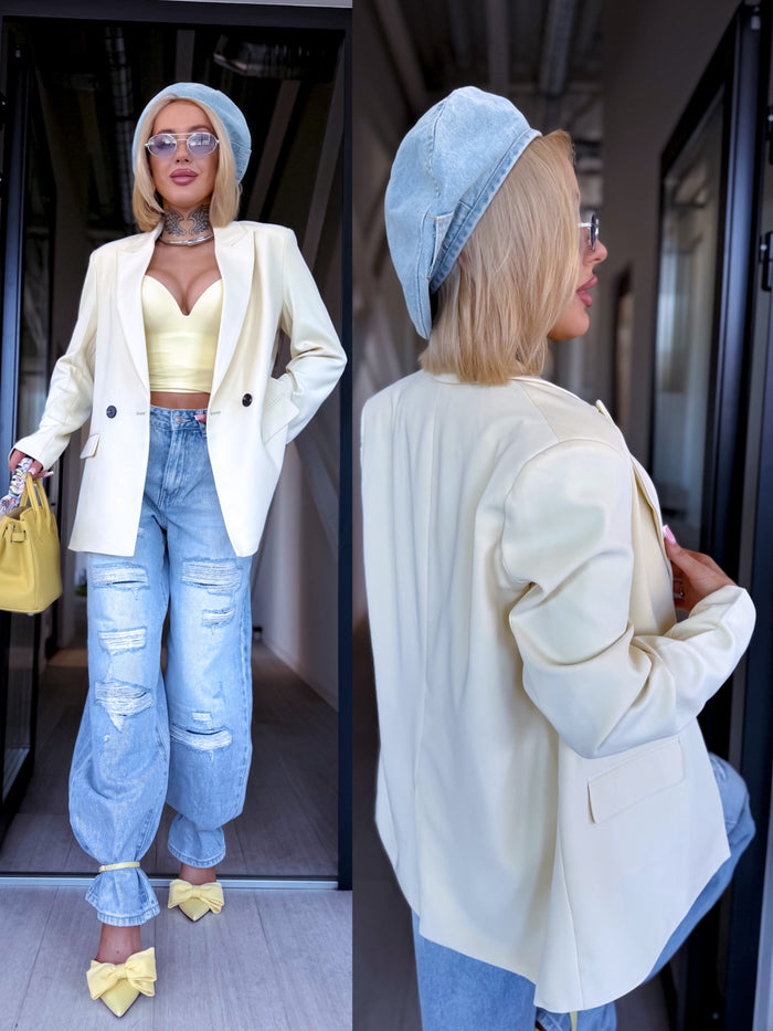 Oversized blazer with black sleeve buttons - light yellow