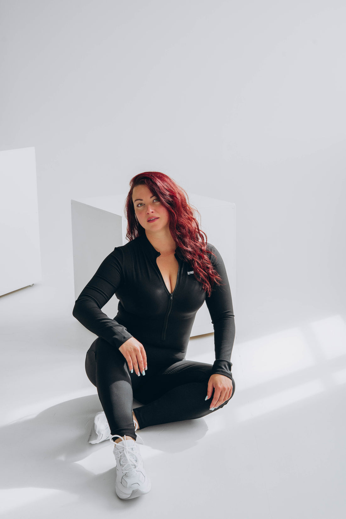 ELYNDI kombinezonas „LAURA YG73“ – JUODAS