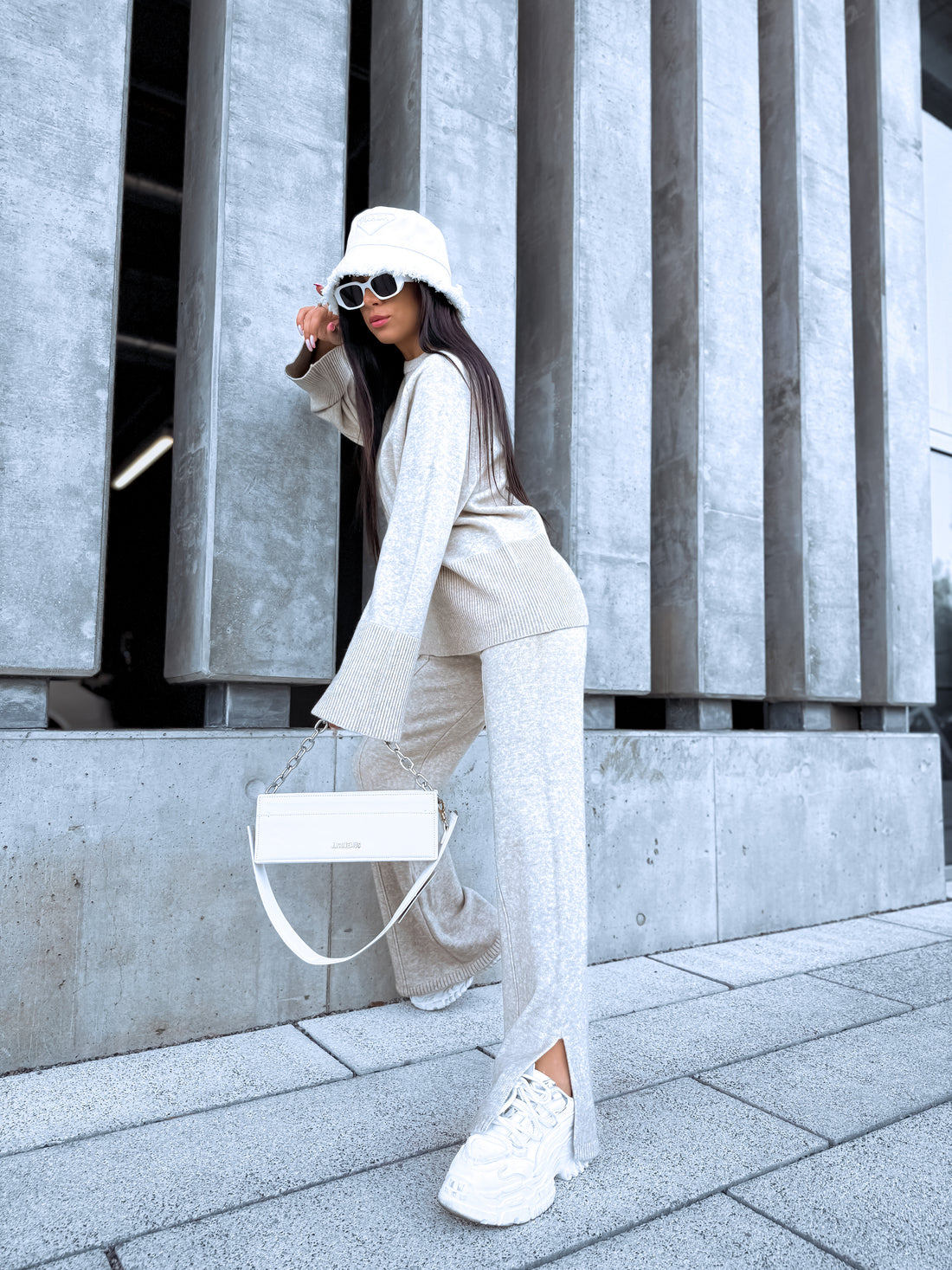 Knitted set "SMOOTH LINES E5388" - LIGHT BEIGE 