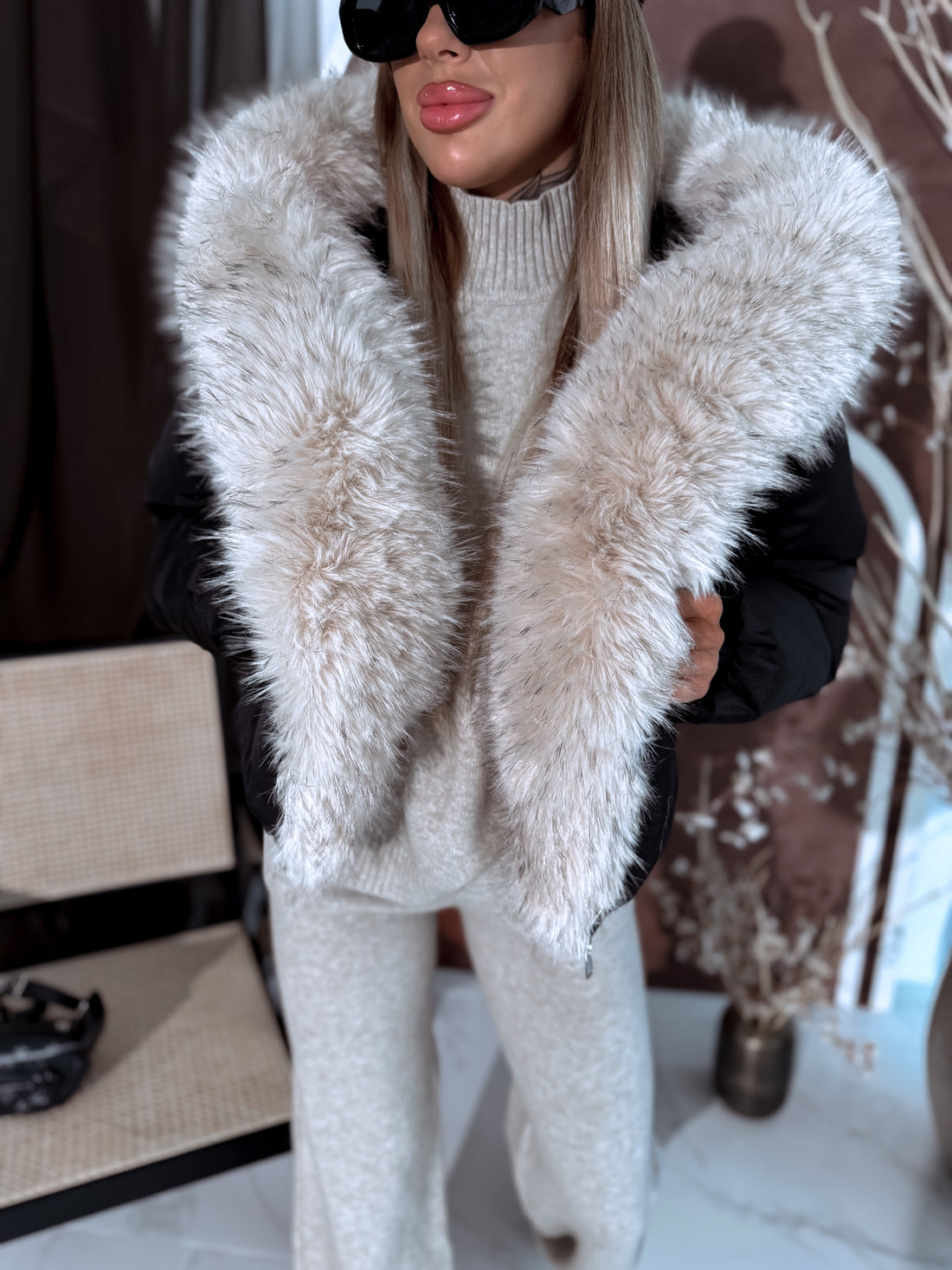 Short puffer jacket "OLYMP FC7631" – BLACK WITH BEIGE FUR PRE-ORDER