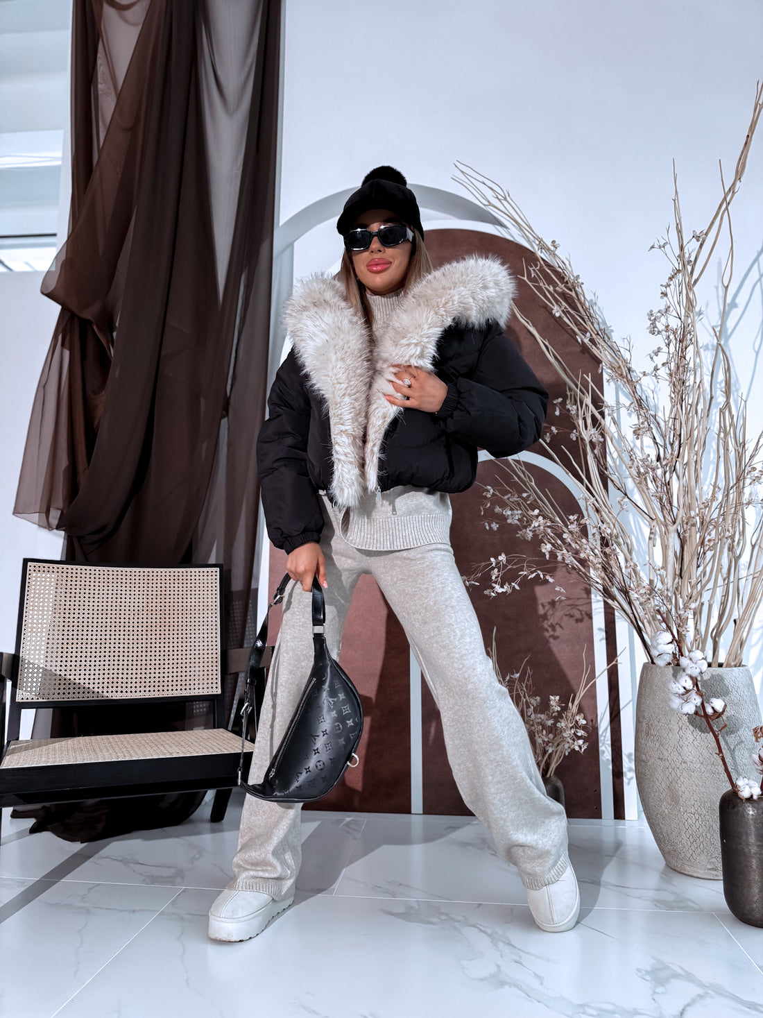 Short puffer jacket "OLYMP FC7631" – BLACK WITH BEIGE FUR PRE-ORDER