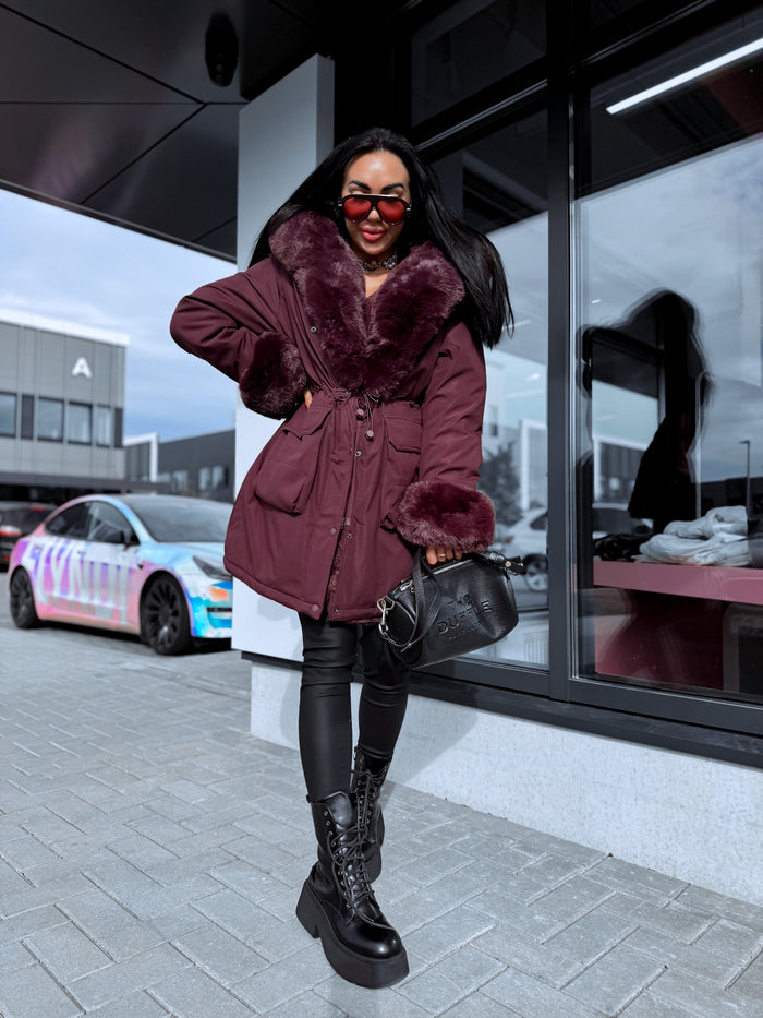 "JANUARY 61007" pusgarā parka - VIOLETA
