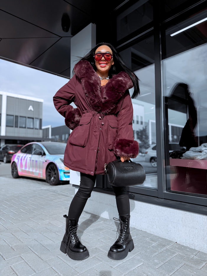 "JANUARY 61007" pusgarā parka - VIOLETA