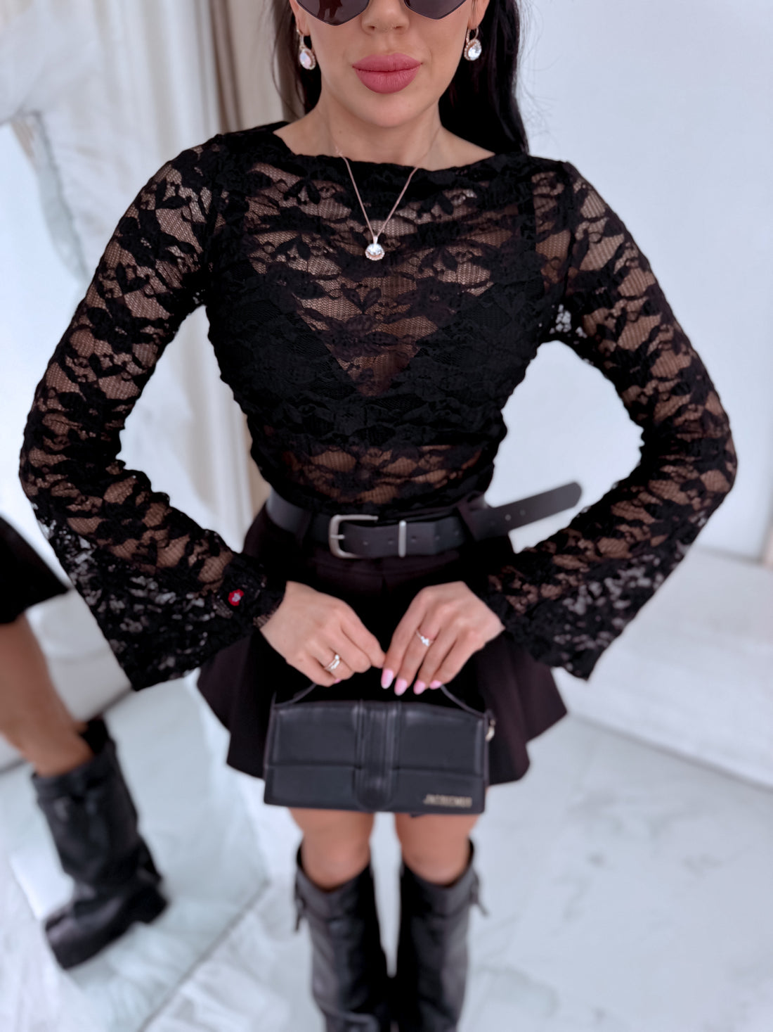 Nėrinių topas „TWILIGHT LACE“ HS10221 – JUODAS