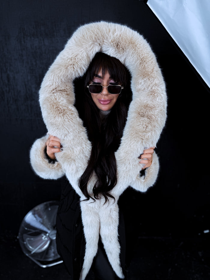 Puffy parka with fur - black with beige