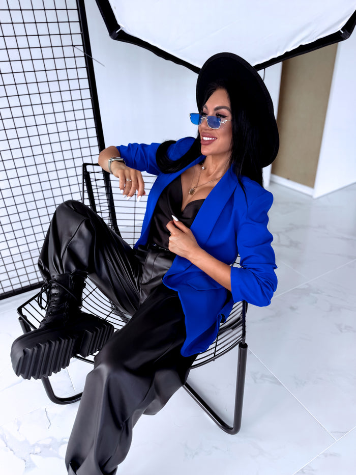 Dark blue, ONE SIZE jacket + black top 