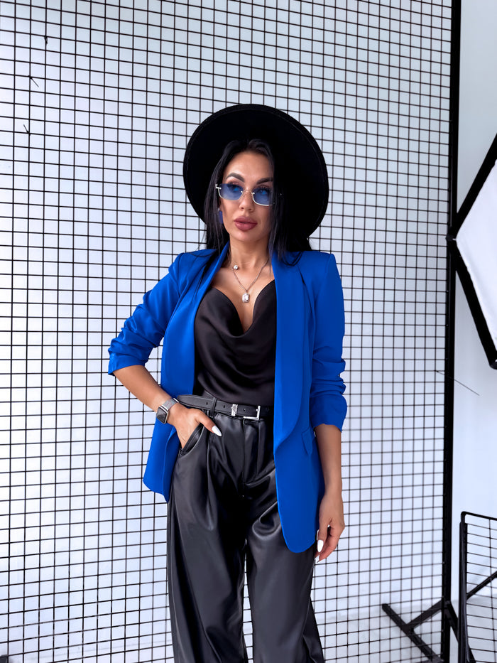 Dark blue, ONE SIZE jacket + black top 