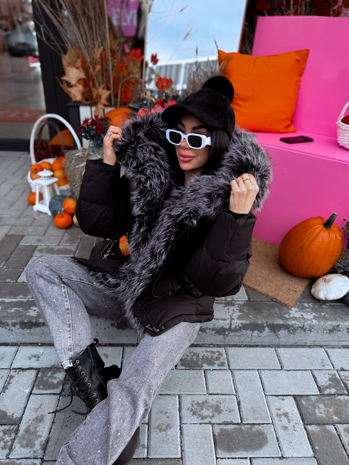Virsjaka ar pūkas kapuci "CUDDLE ME FC7665" - MELNA