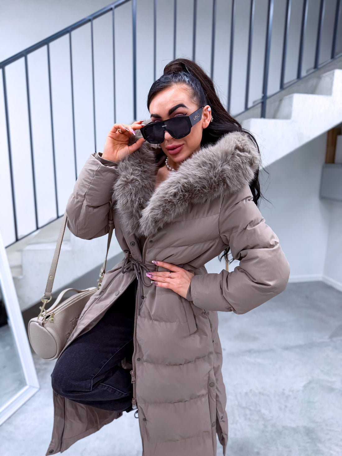 Pikk jope "WINTER WEAR FC83" - TUMEBEEŽ