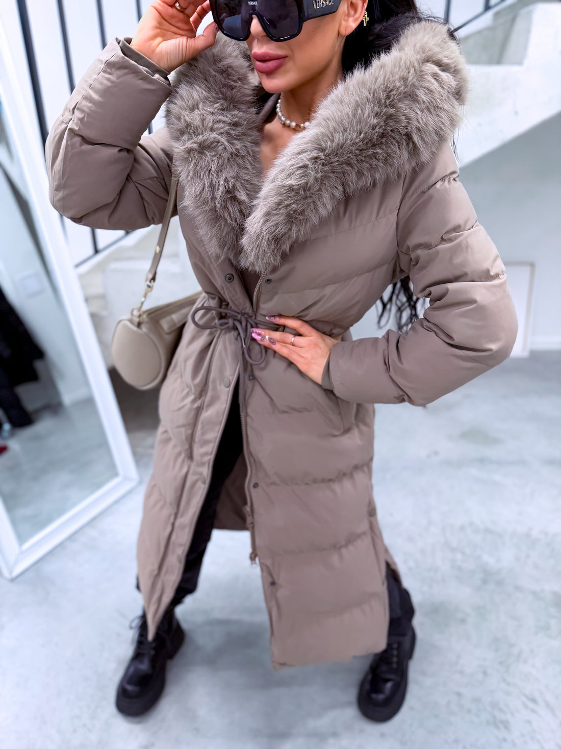 Pikk jope "WINTER WEAR FC83" - TUMEBEEŽ