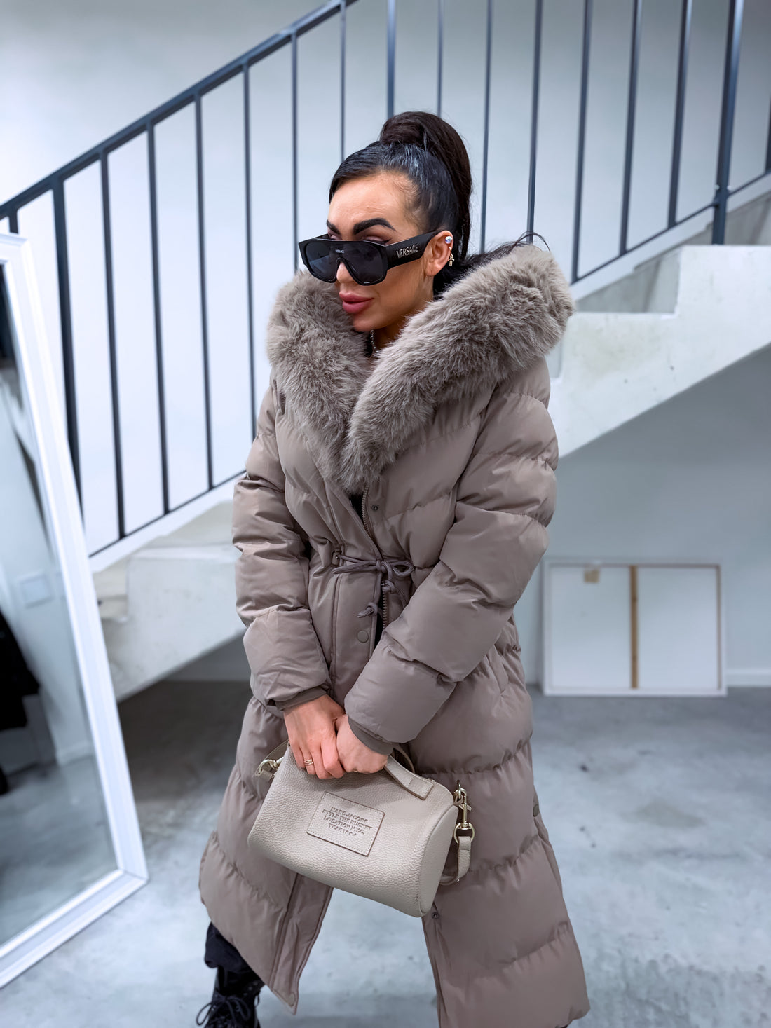 Pikk jope "WINTER WEAR FC83" - TUMEBEEŽ