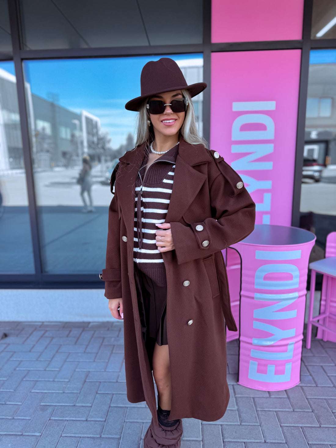 Svītrota raksta mētelis "MILADY" 88082 - CHOCO