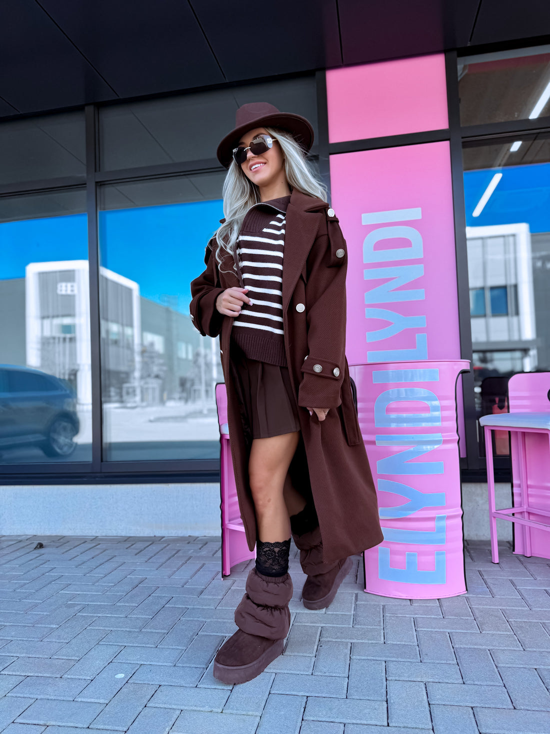 Svītrota raksta mētelis "MILADY" 88082 - CHOCO